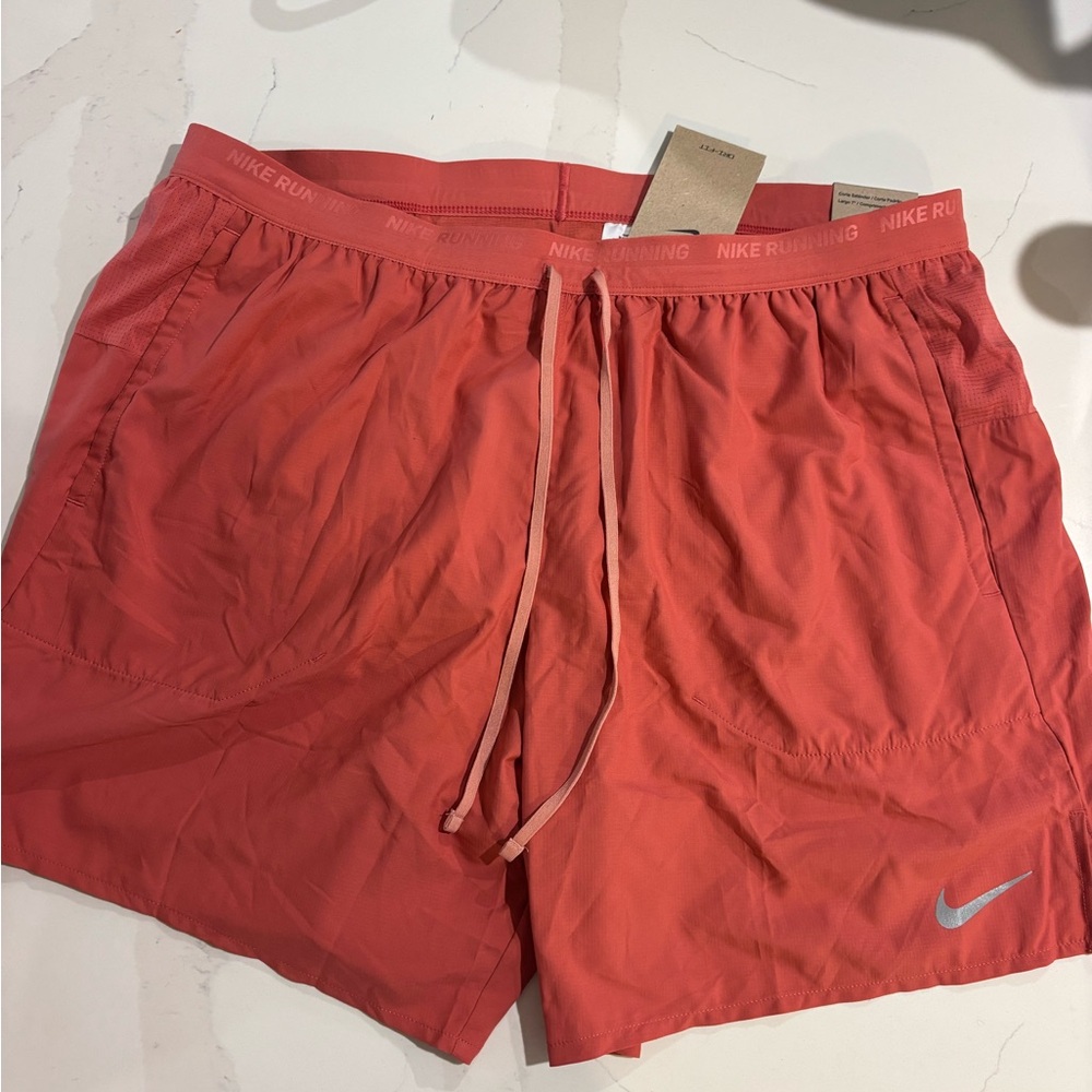 Nike Men's Salmon Running Shorts 7”
